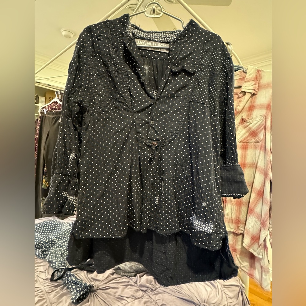 Magnolia Pearl Navy Blue Henry European Cotton Top Polka Dots NWT